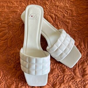 Off white sandals size 10